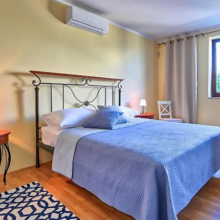 빌라 Oscar Zadarvillas *